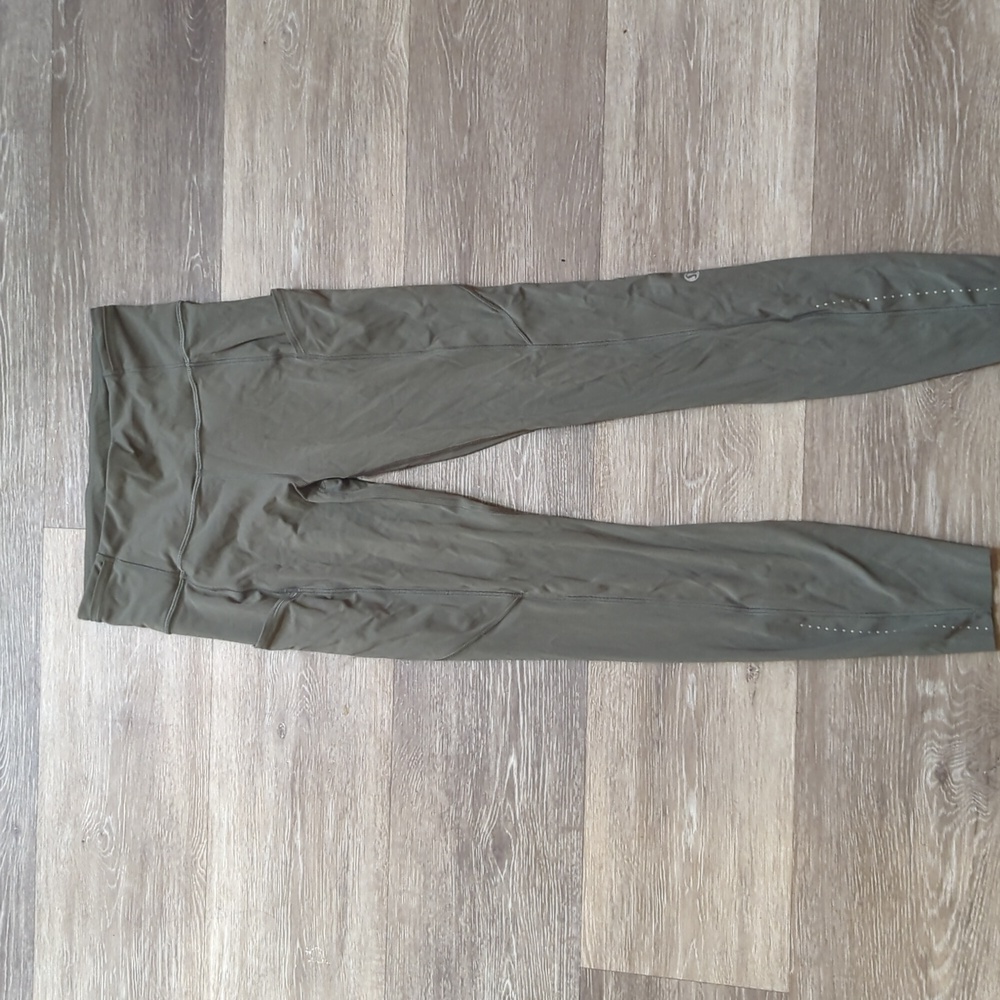 Lululemon Asia Fit Grey Sage Fast and Free Tights